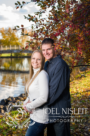 Brian and Melissa's Lakeside Park Fond du Lac Fall Wisconsin Engagement Pictures